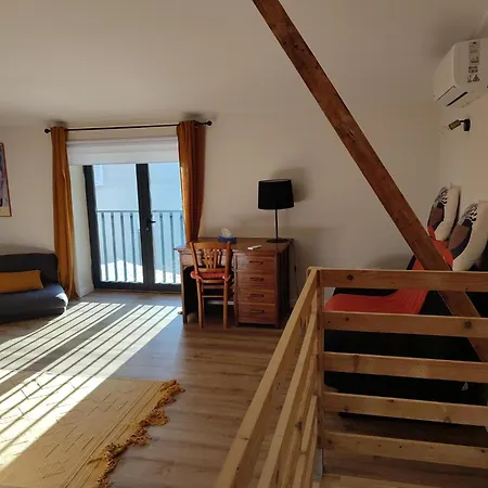Le 1881 Apartment *